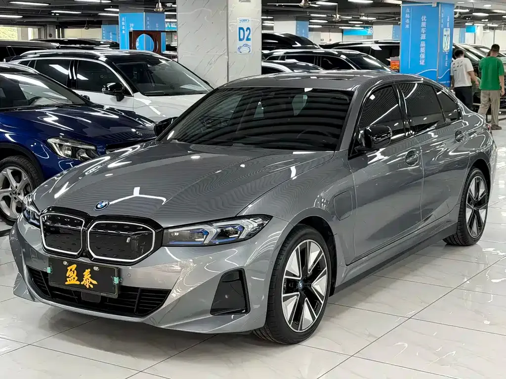 BMW i3 — фото 1