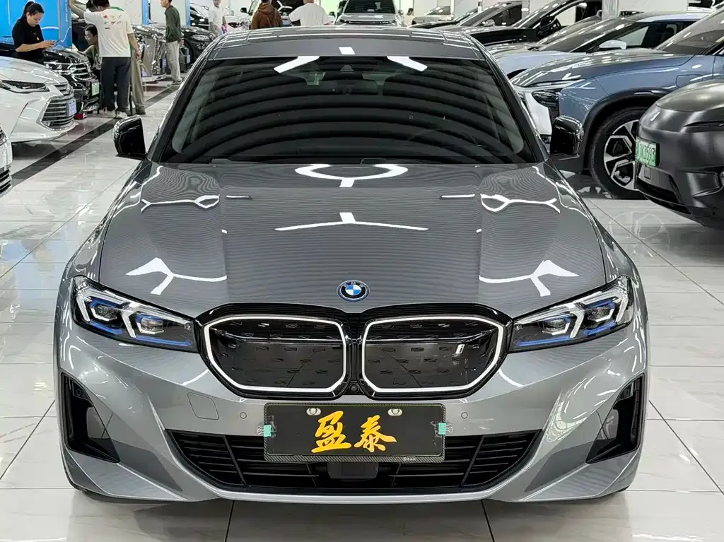 BMW i3 — фото 2