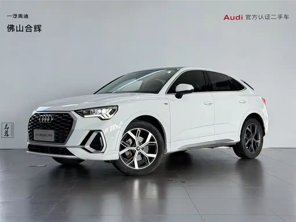 Audi Q3 Sportback — фото 1