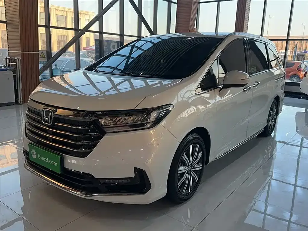 Honda Odyssey — фото 2