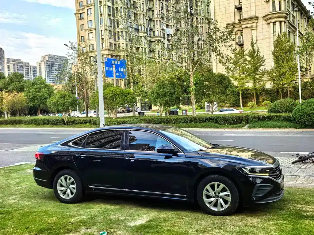 Volkswagen Passat — фото 3
