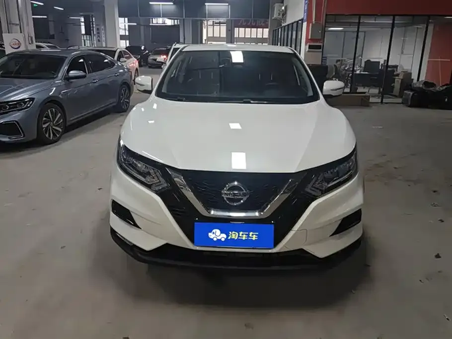 Nissan Qashqai — фото 2