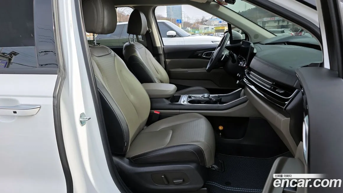 Kia Carnival — фото 10