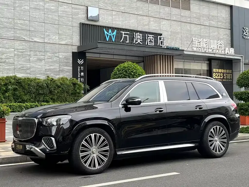 Mercedes-Benz GLS — фото 6