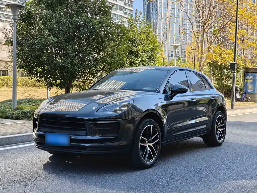 Porsche Macan — фото 1