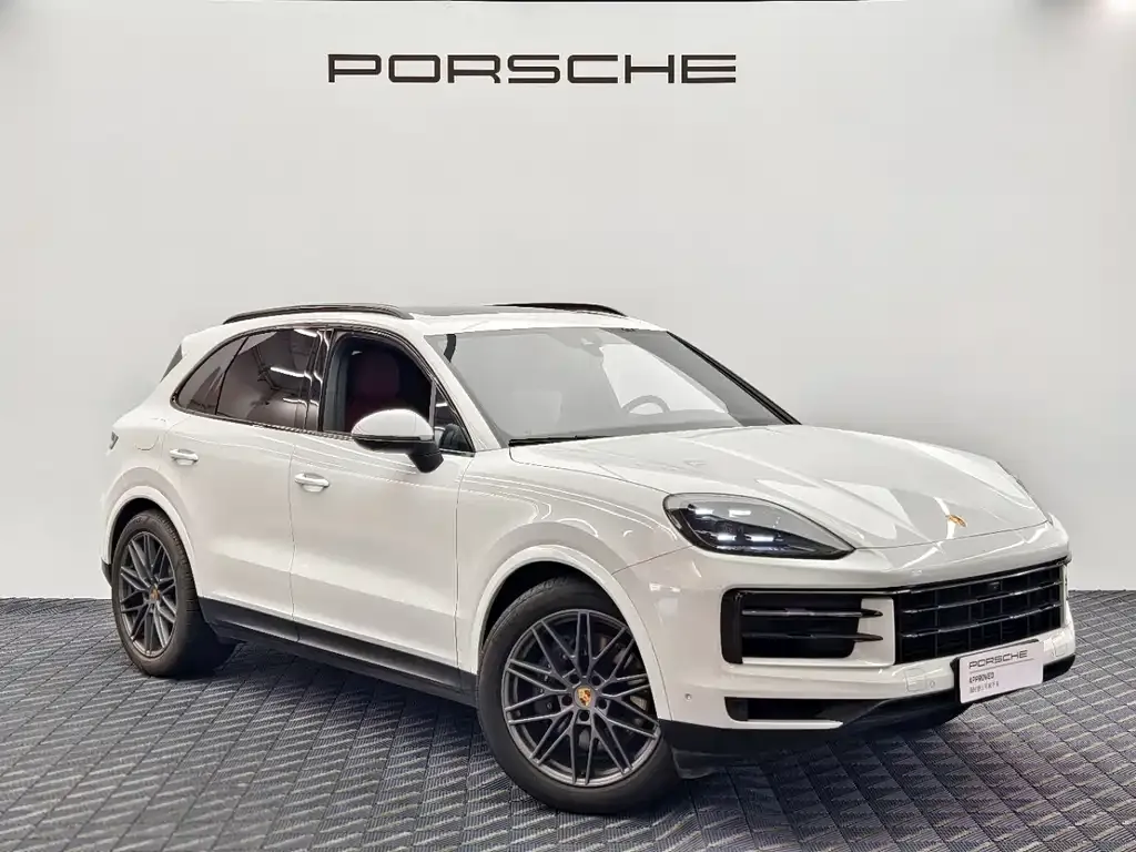 Porsche Cayenne — фото 1