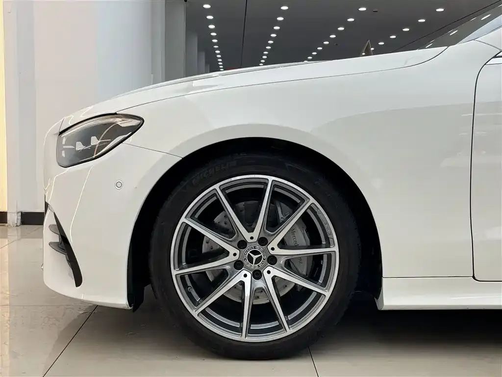 Mercedes-Benz E-Class (Import) — фото 7