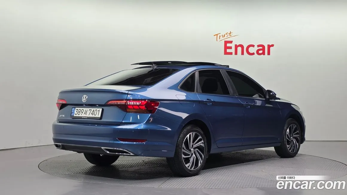 Volkswagen Jetta — фото 2