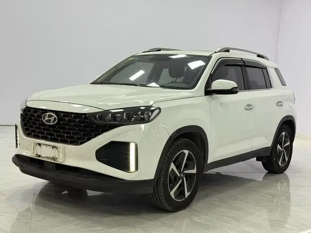 Hyundai ix35 — фото 1