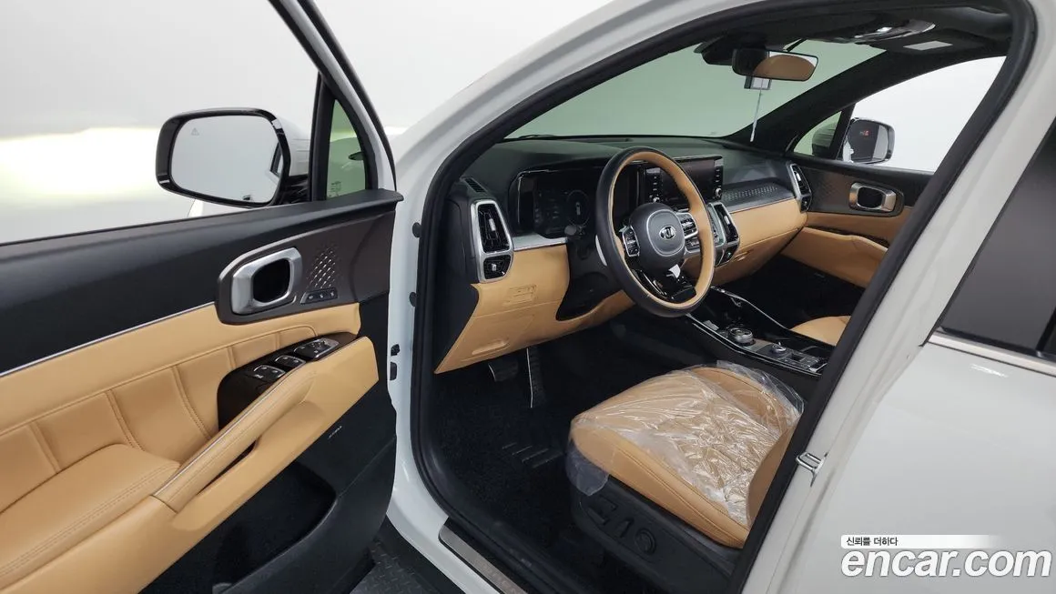 Kia Sorento — фото 10