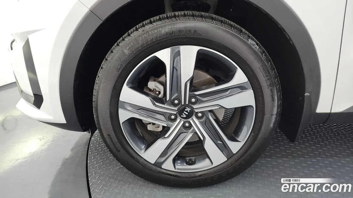 Kia Sorento — фото 5