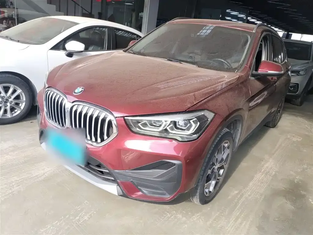 BMW X1 — фото 1