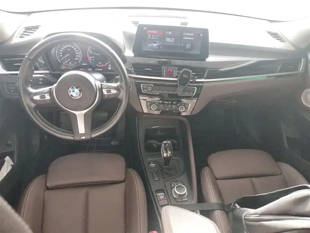 BMW X1 — фото 10