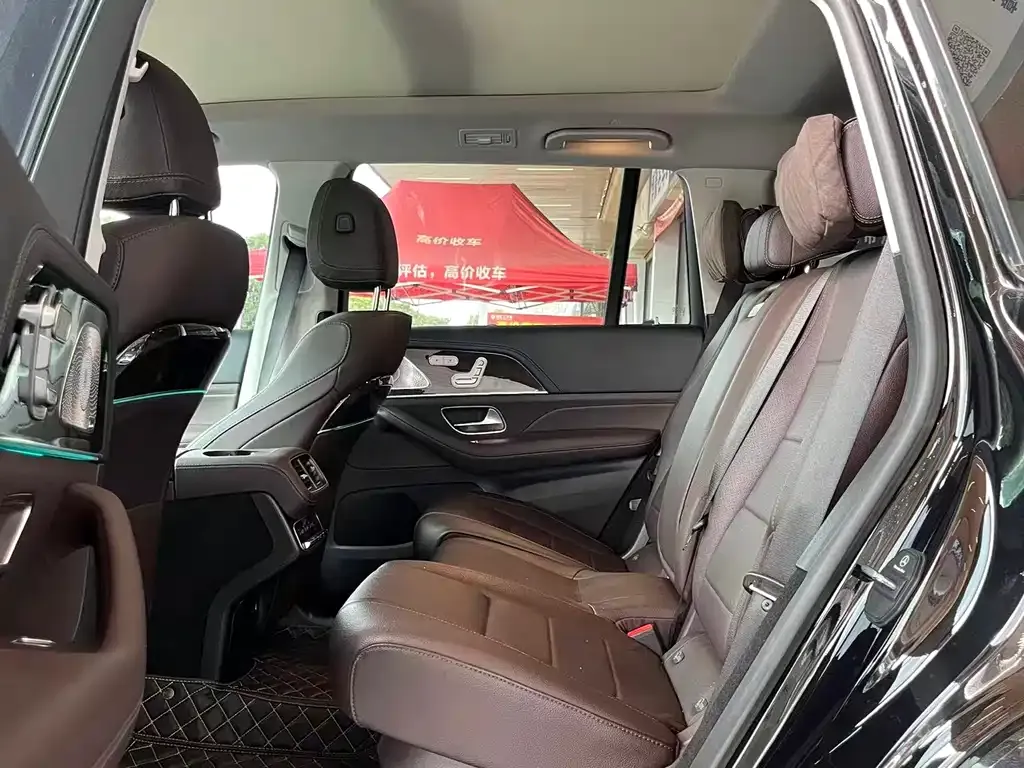 Mercedes-Benz GLS — фото 4