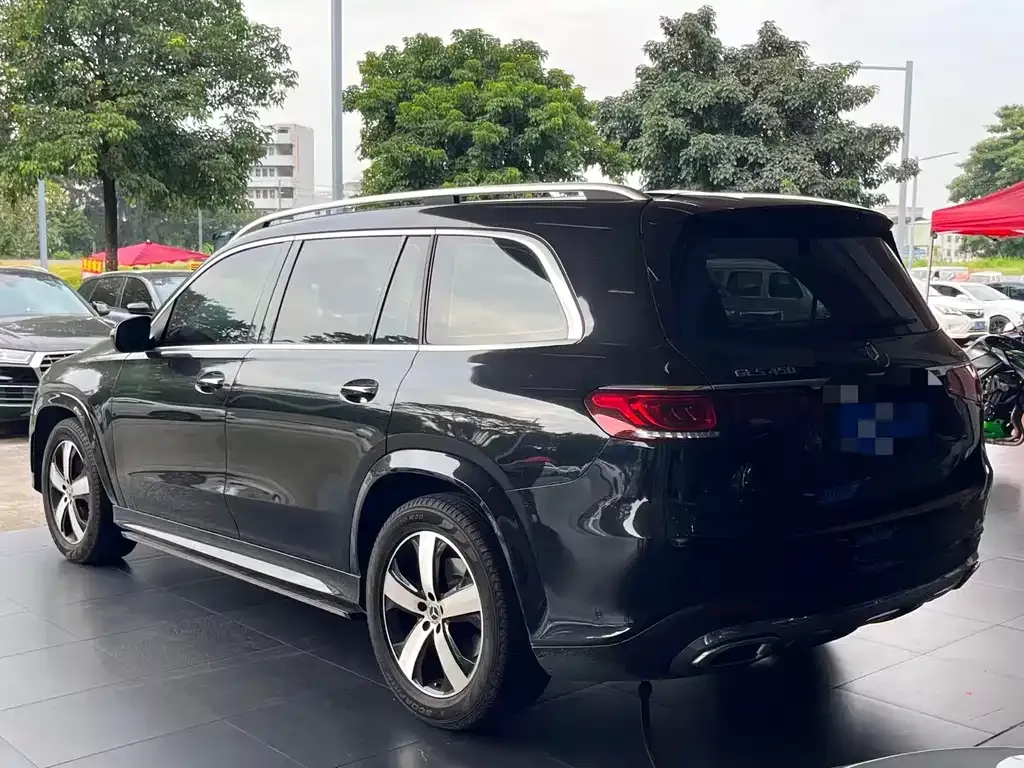 Mercedes-Benz GLS — фото 9
