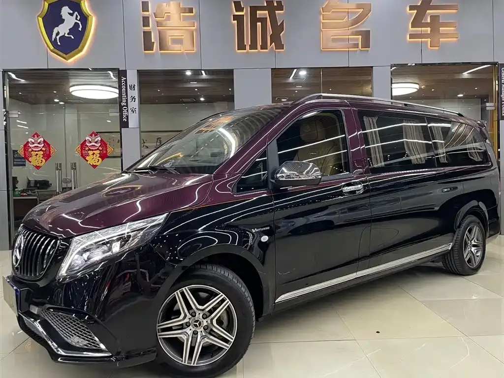 Mercedes-Benz Vito — фото 1