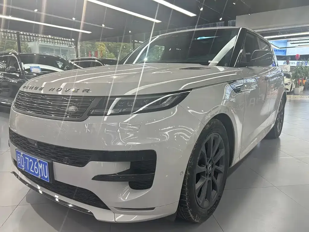 Land Rover Sport — фото 1