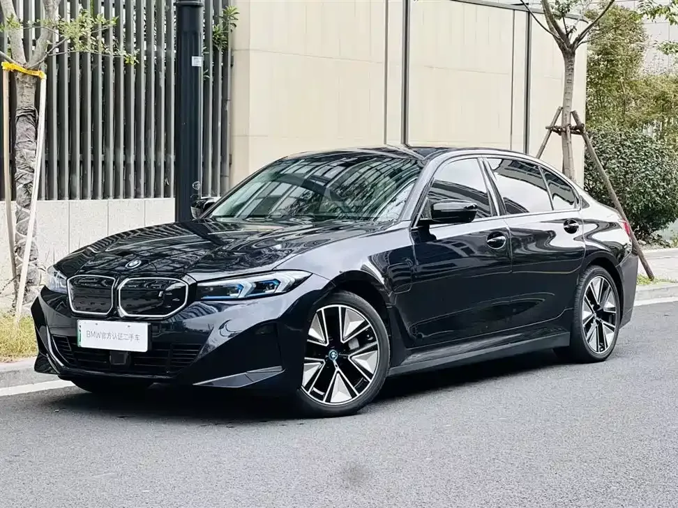 BMW i3 — фото 1