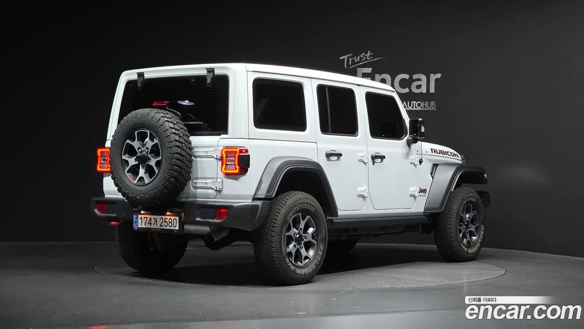 Jeep Wrangler — фото 2