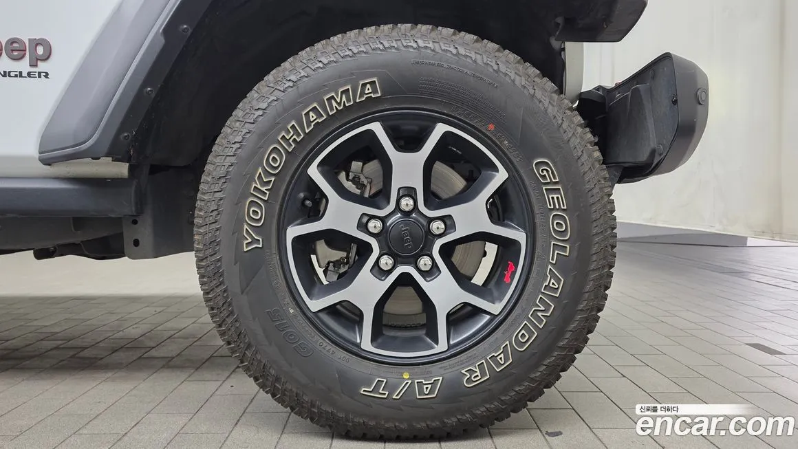 Jeep Wrangler — фото 5