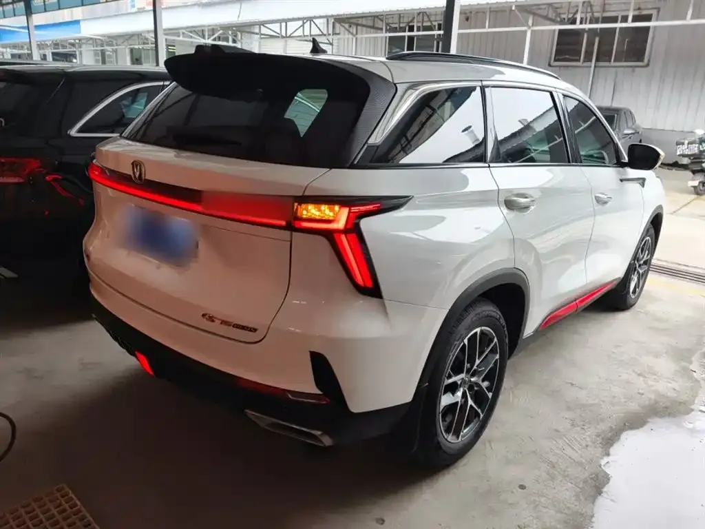 Changan CS75PLUS — фото 7