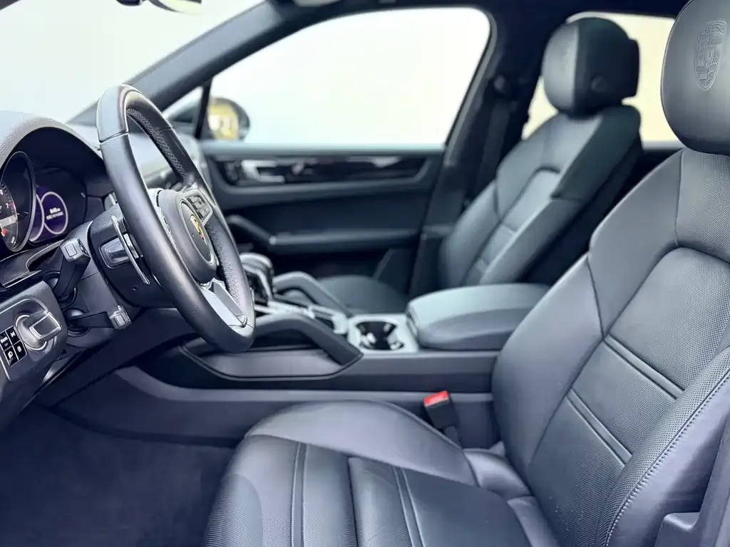 Porsche Cayenne Hybrid — фото 10