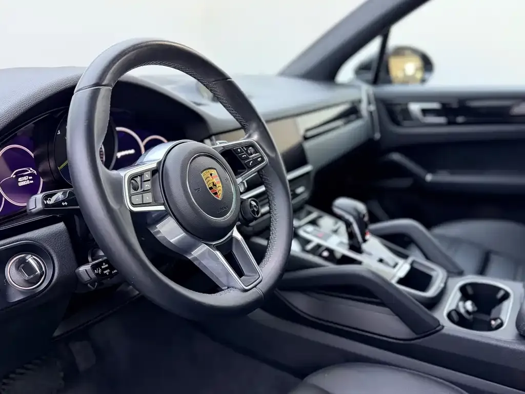Porsche Cayenne Hybrid — фото 8