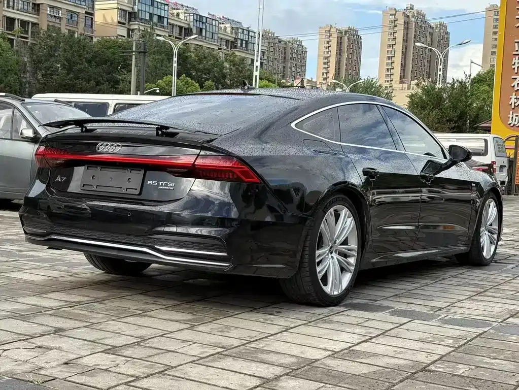 Audi A7 — фото 5