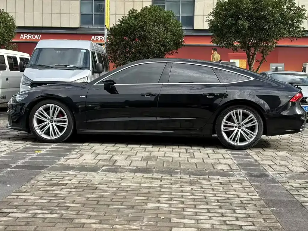 Audi A7 — фото 8