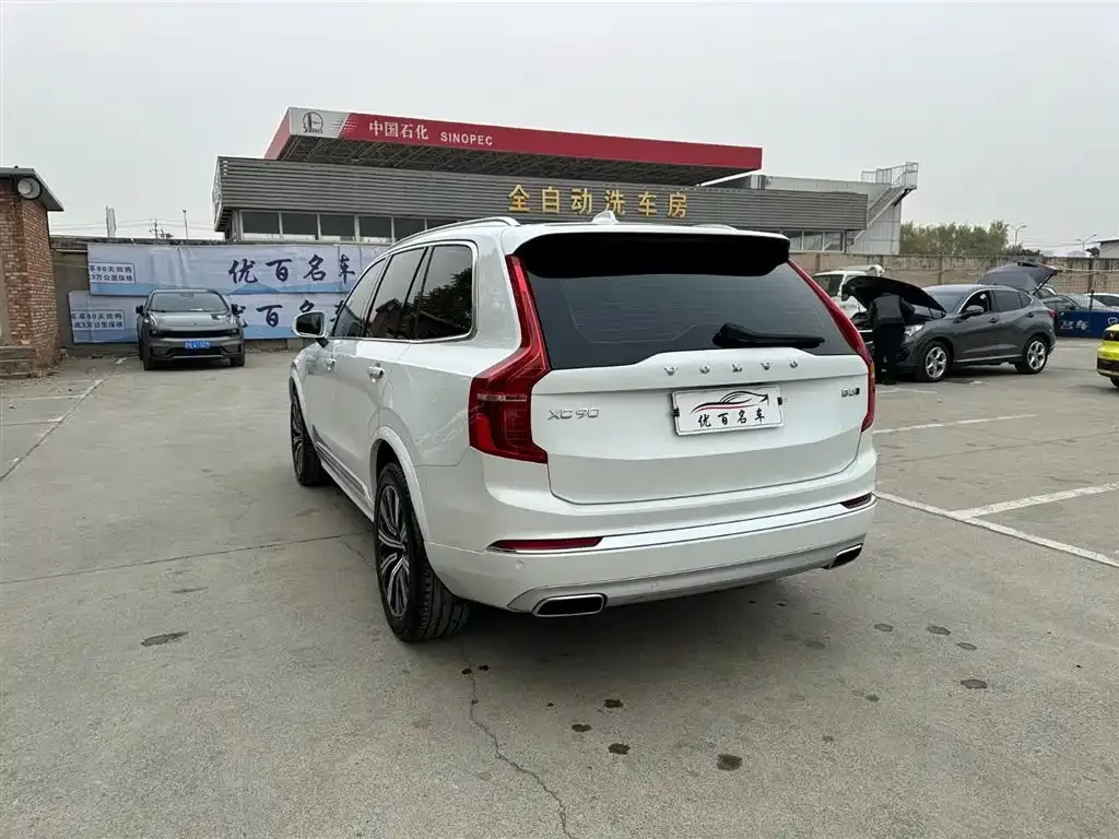 Volvo XC90 — фото 4