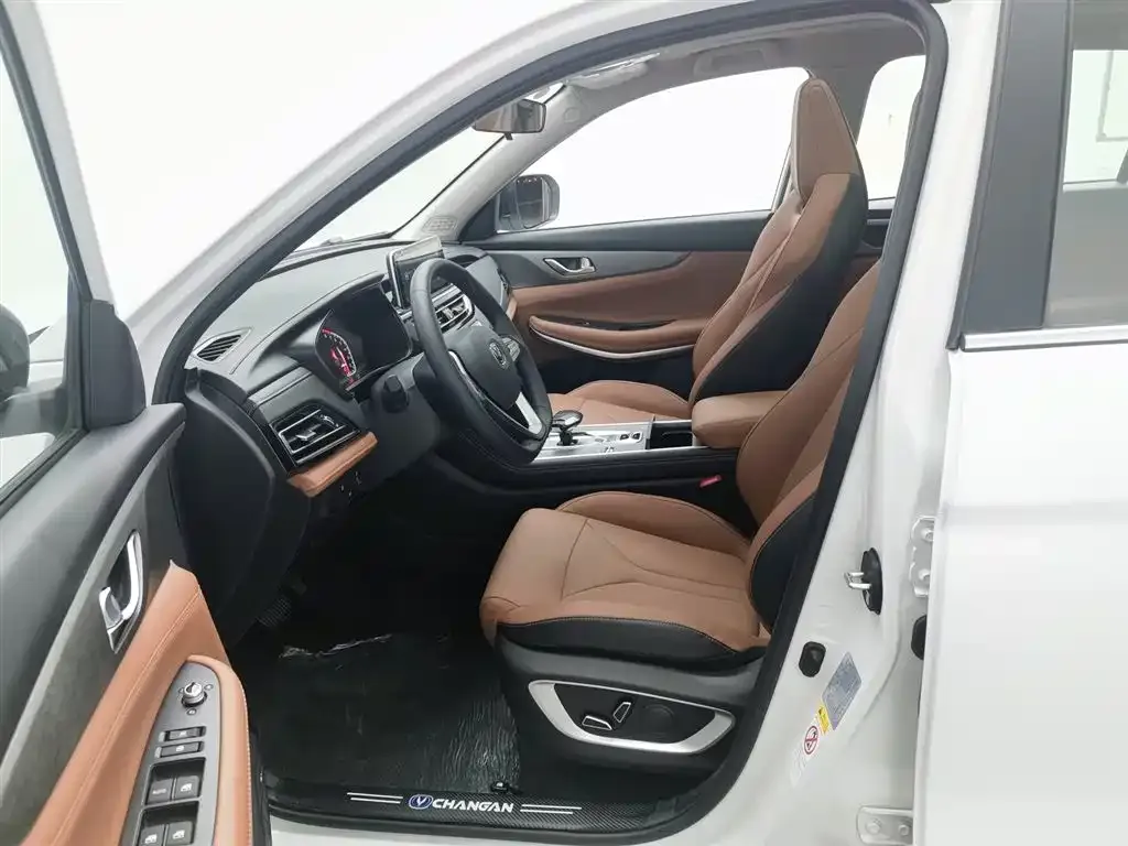 Changan CS75 — фото 10