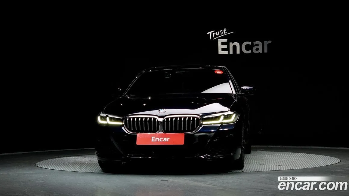 BMW 5-Series — фото 3