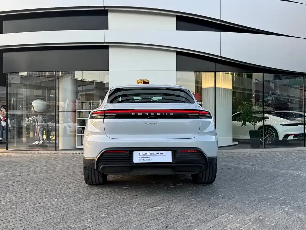 Porsche Macan EV — фото 7