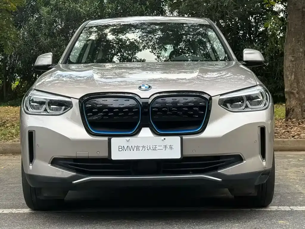 BMW iX3 — фото 2