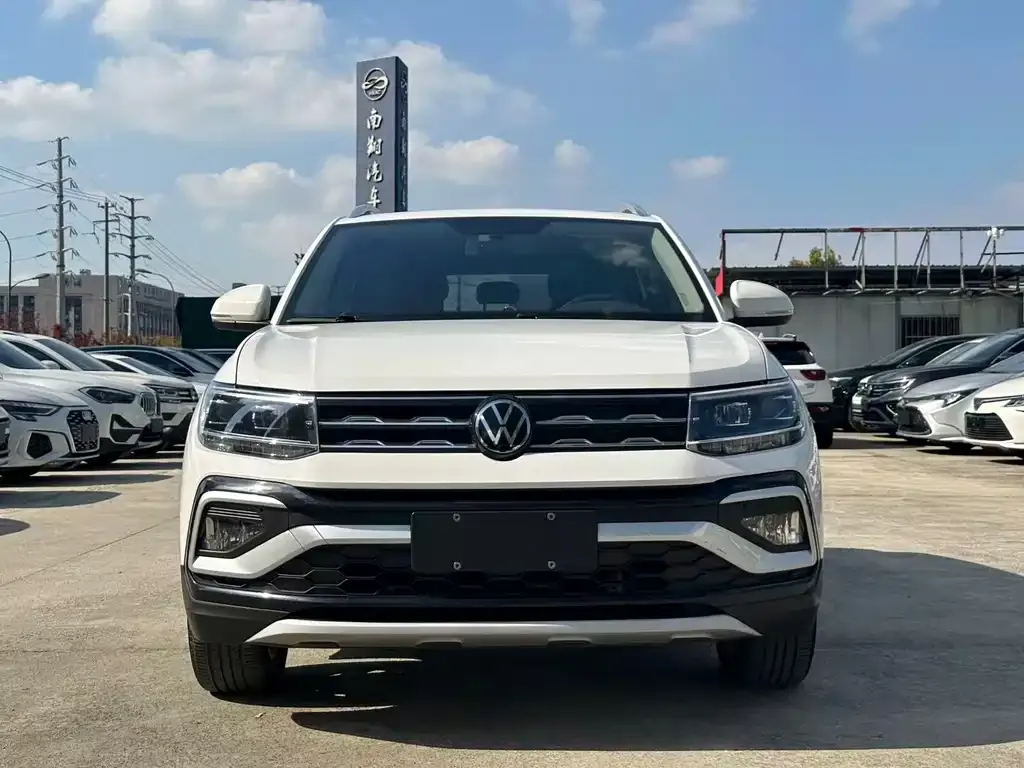 Volkswagen T-Cross — фото 2