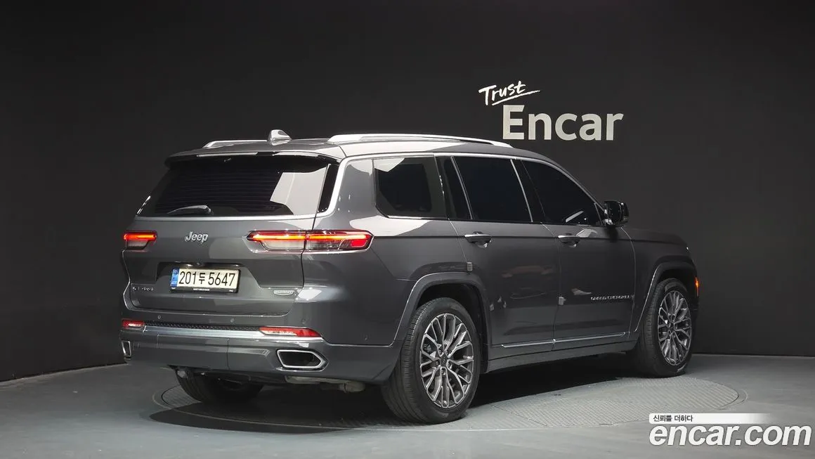 Jeep Cherokee — фото 2
