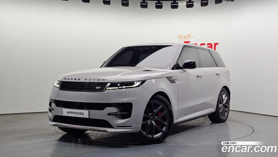 Land Rover Range Rover Sport — фото 1
