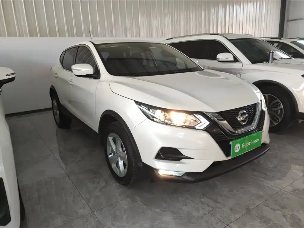 Nissan Qashqai — фото 4