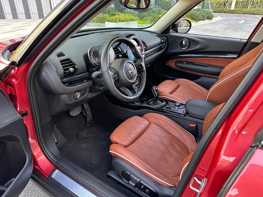 MINI Clubman — фото 10