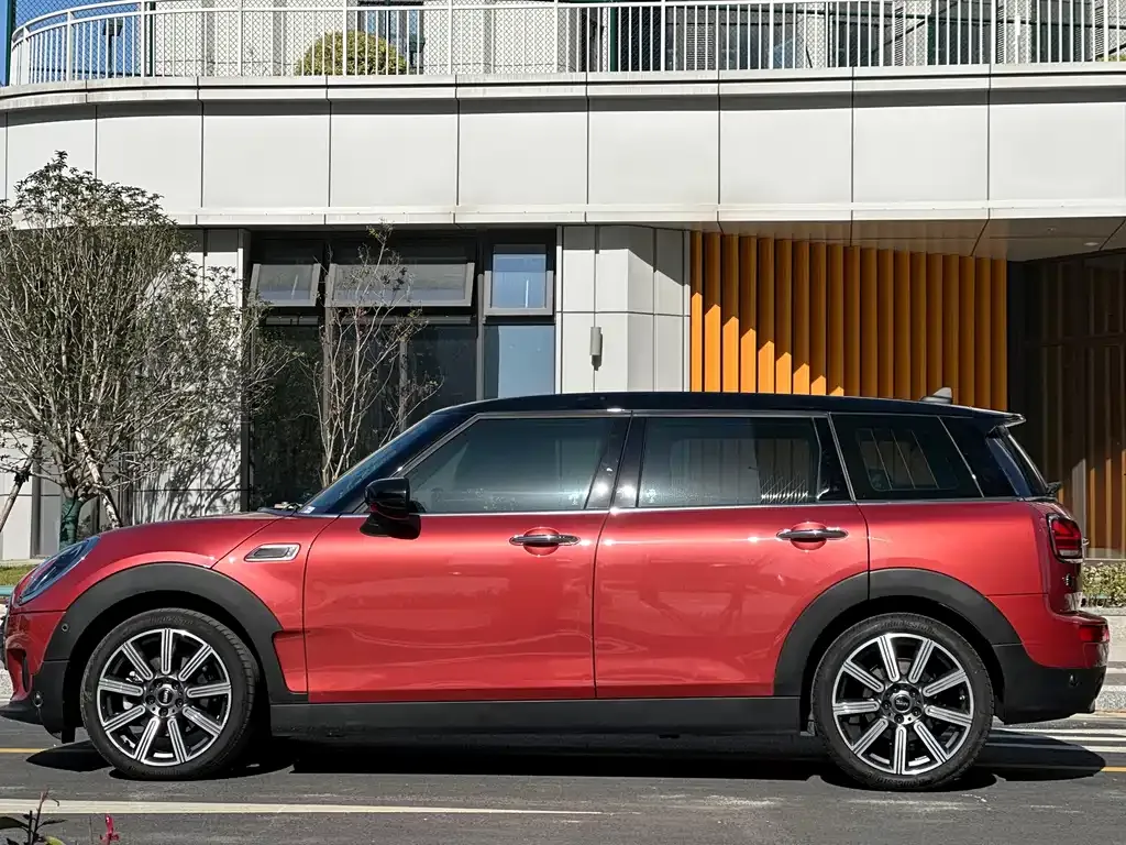 MINI Clubman — фото 8