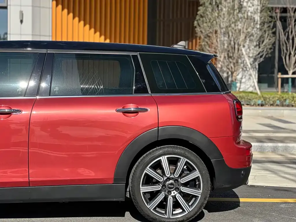 MINI Clubman — фото 9