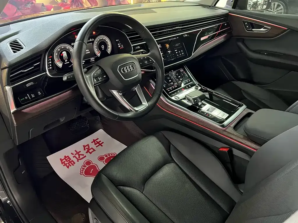 Audi Q7 — фото 4