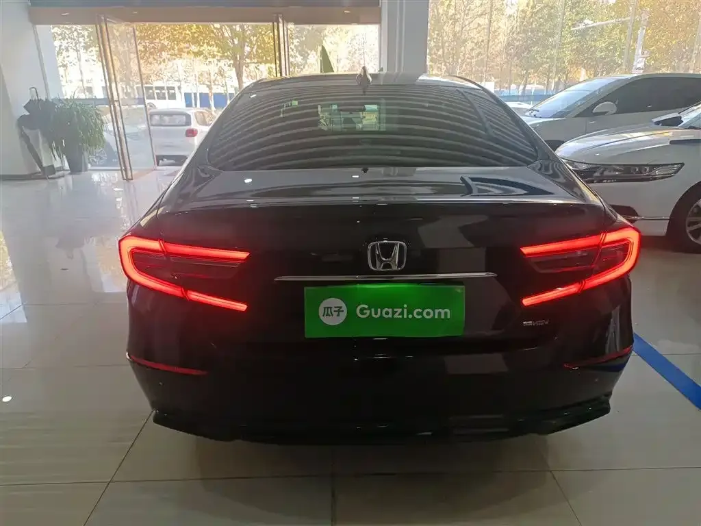 Honda Accord — фото 6