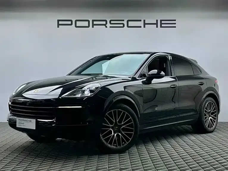 Porsche Cayenne — фото 1