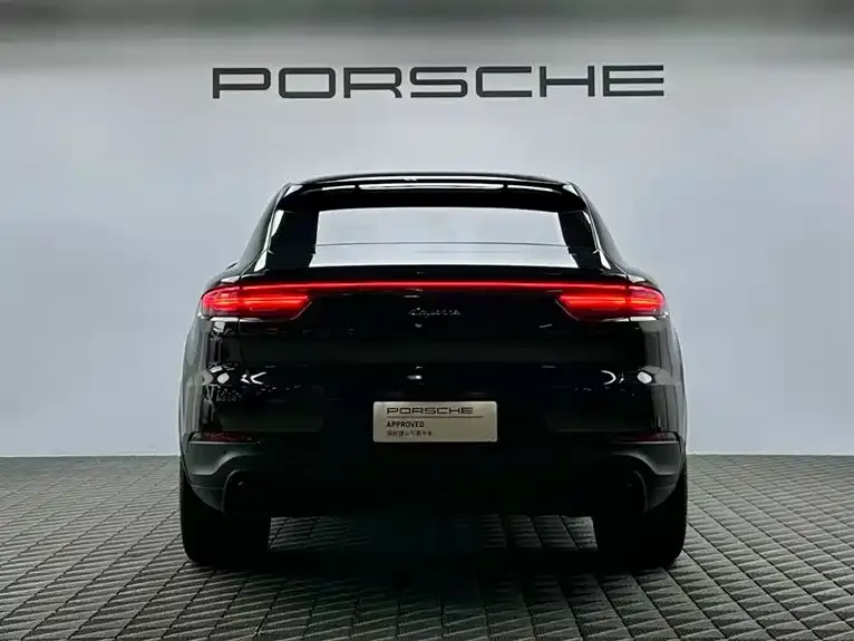 Porsche Cayenne — фото 5