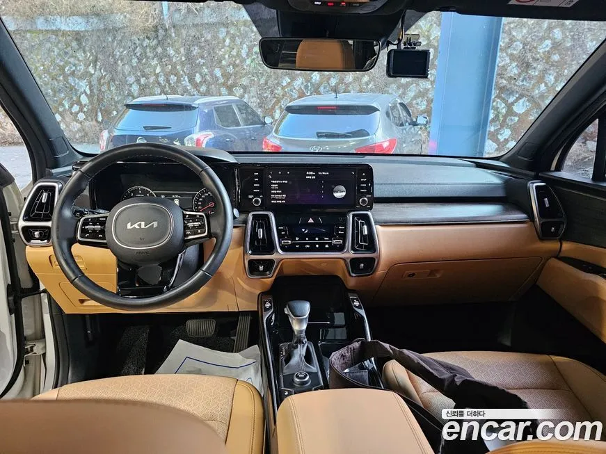 Kia Sorento — фото 10