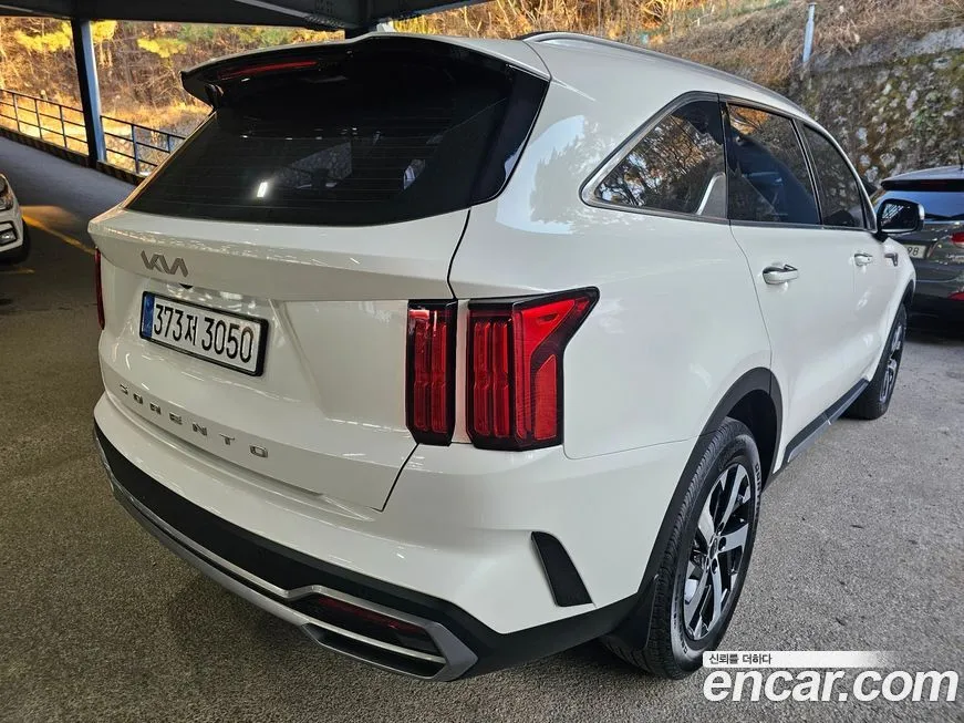 Kia Sorento — фото 5