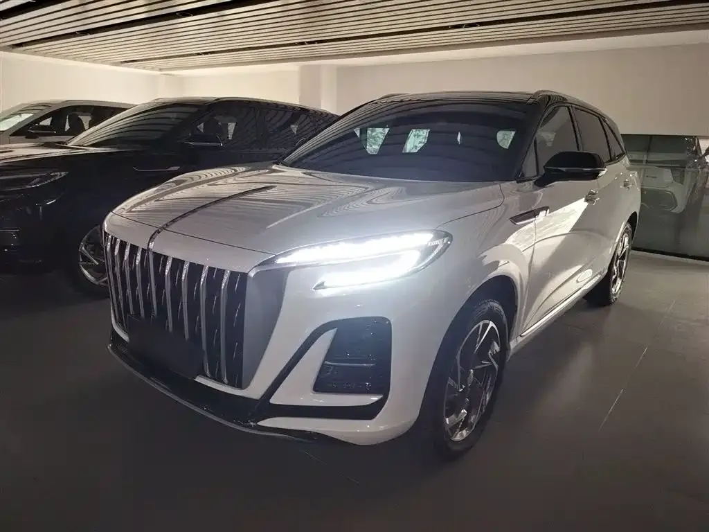 Hongqi HS3 PHEV — фото 1