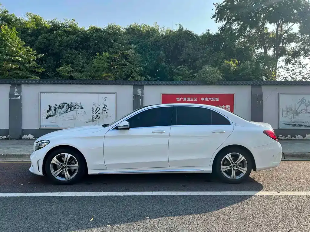 Mercedes-Benz C-Class — фото 6