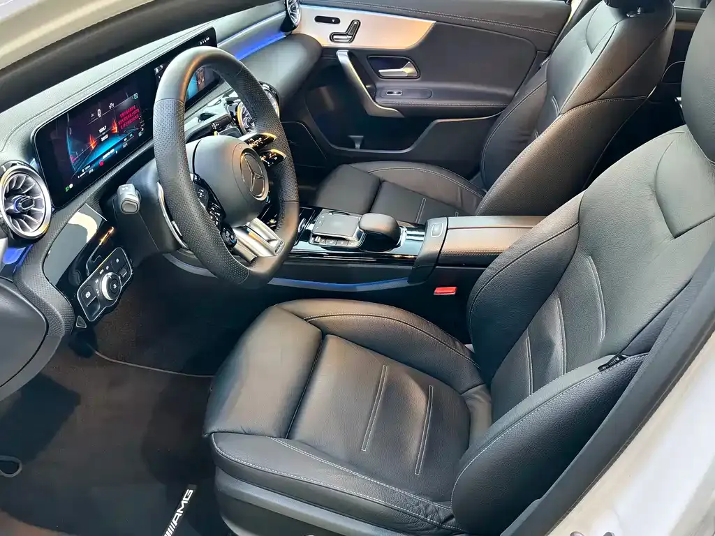 Mercedes-Benz A-Class AMG — фото 10